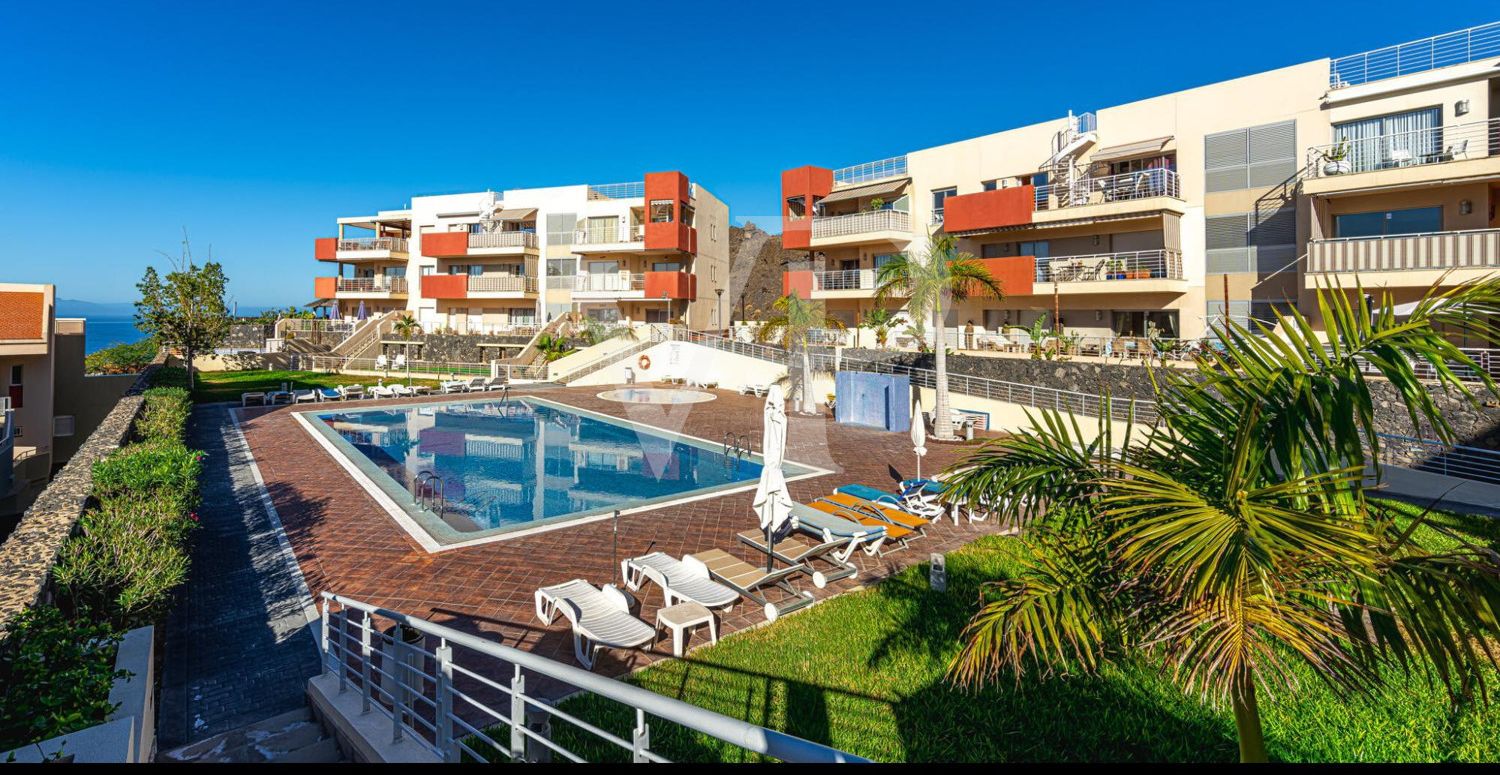 Exklusives Penthaus mit Meerblick und Dachterrasse in Puerto Santiago