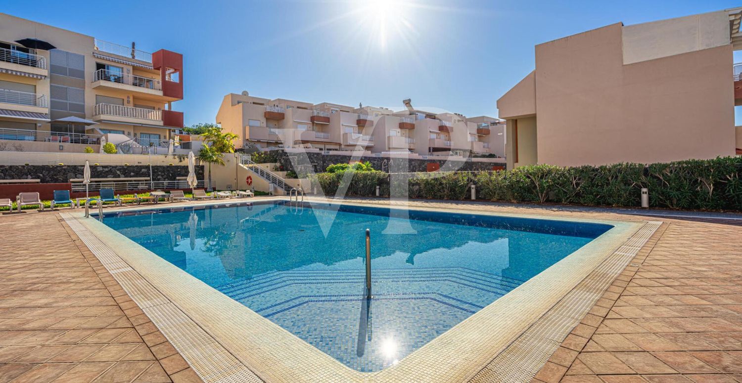 Exklusives Penthaus mit Meerblick und Dachterrasse in Puerto Santiago