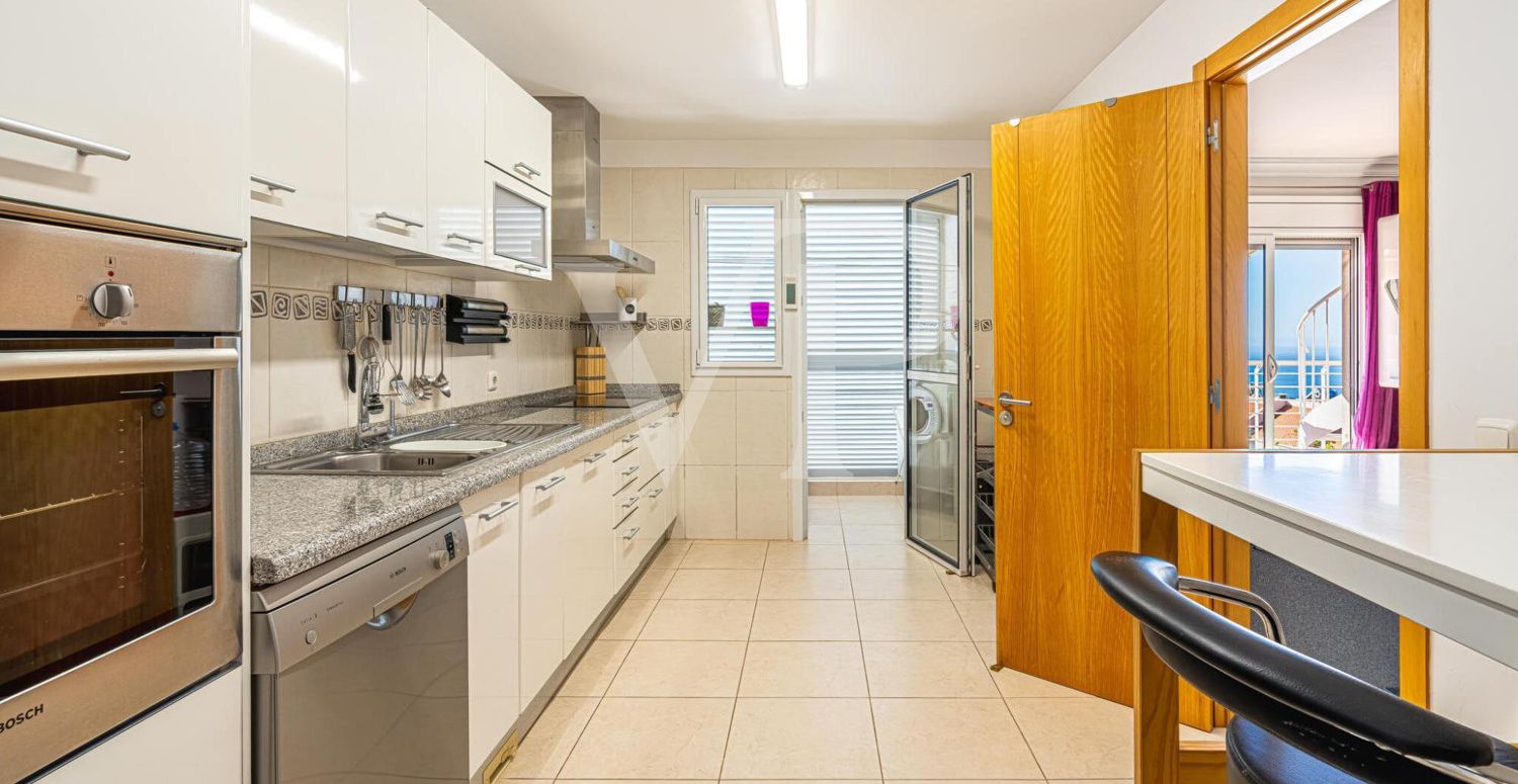 Exklusives Penthaus mit Meerblick und Dachterrasse in Puerto Santiago