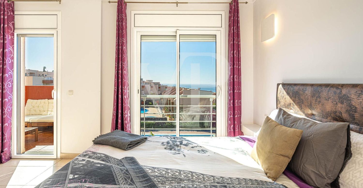 Exklusives Penthaus mit Meerblick und Dachterrasse in Puerto Santiago