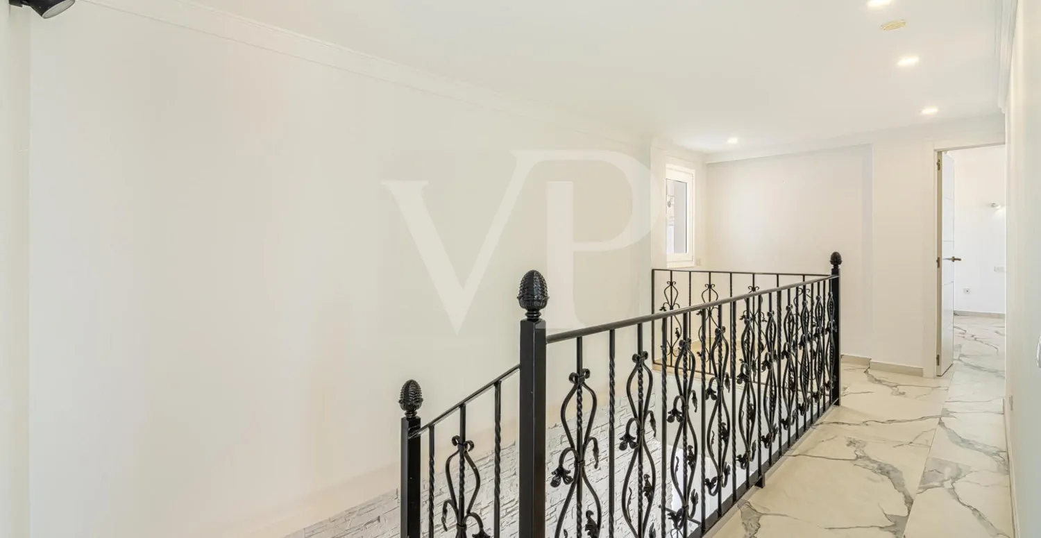 Komplett renovierte Luxusvilla in Roque del Conde mit Meerblick