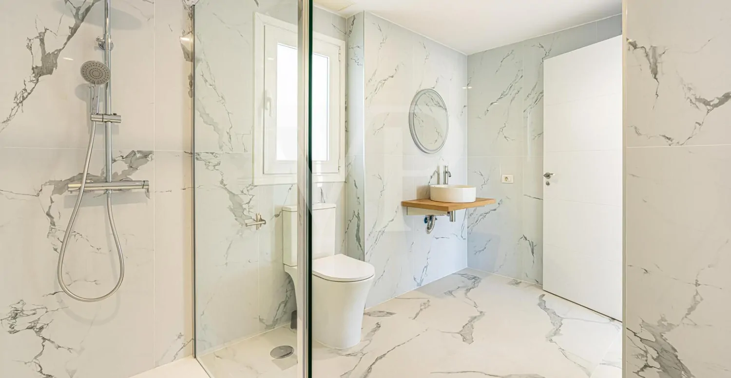 Komplett renovierte Luxusvilla in Roque del Conde mit Meerblick