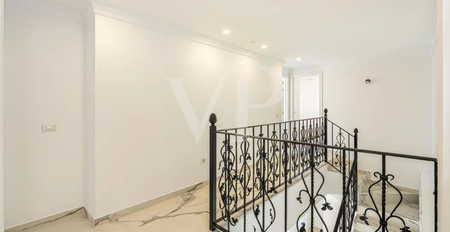 Komplett renovierte Luxusvilla in Roque del Conde mit Meerblick