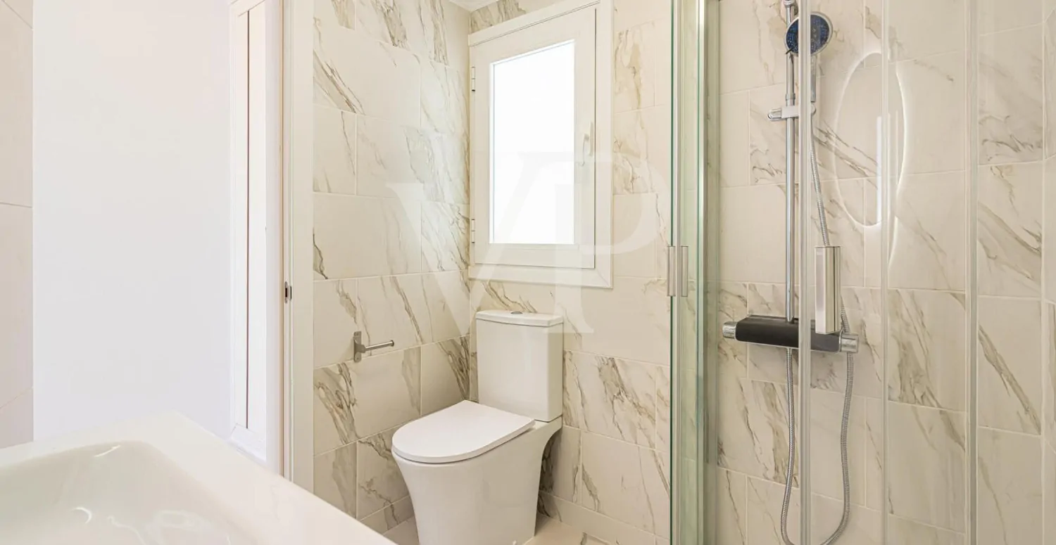 Komplett renovierte Luxusvilla in Roque del Conde mit Meerblick