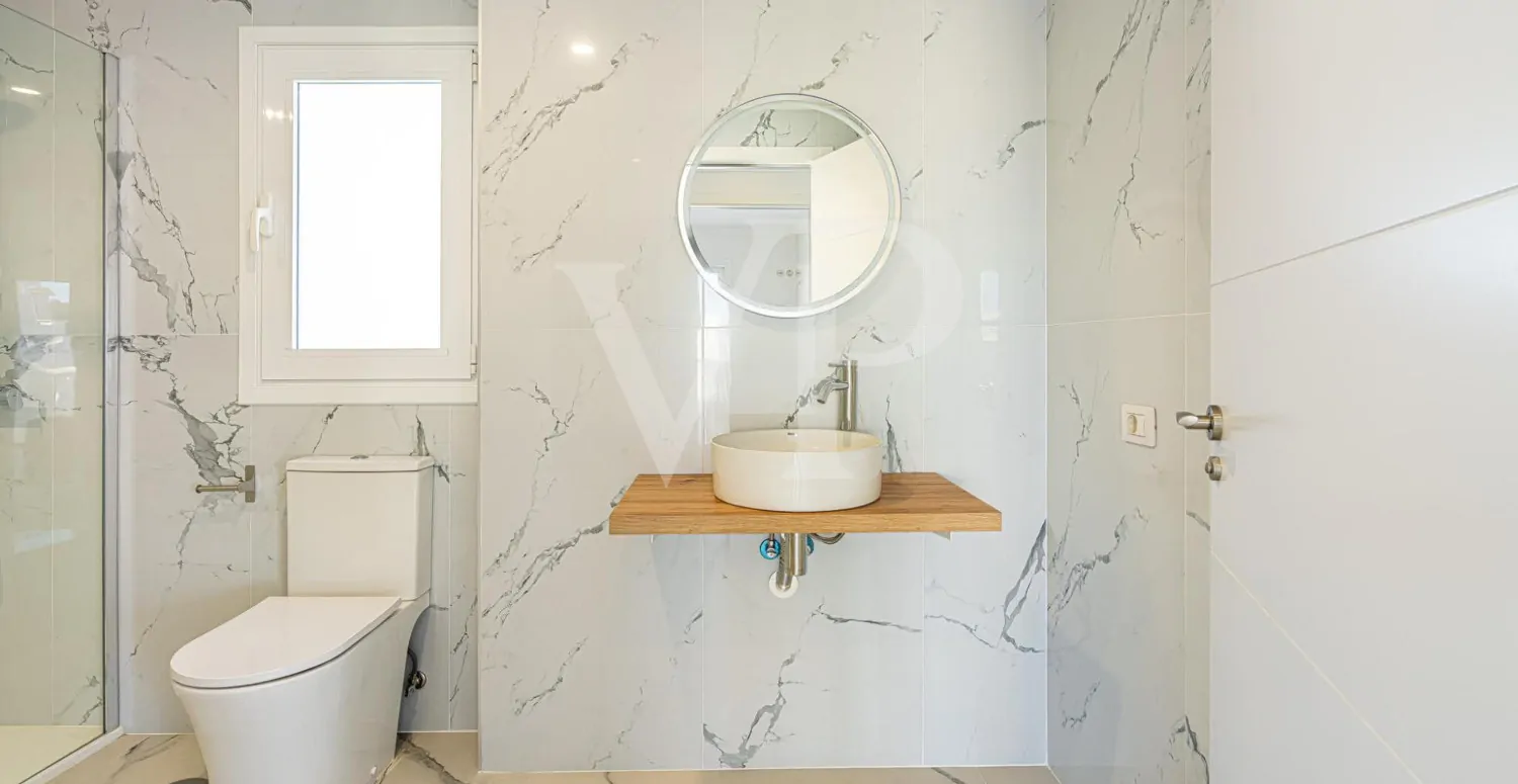 Komplett renovierte Luxusvilla in Roque del Conde mit Meerblick