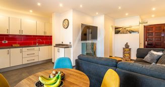 von_poll_real_estate_property_ES253185195_image_9
