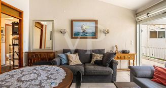 von_poll_real_estate_property_ES253185255_image_12