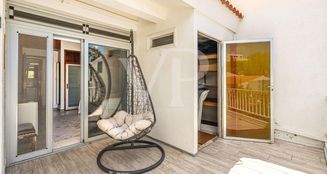 von_poll_real_estate_property_ES253185255_image_9