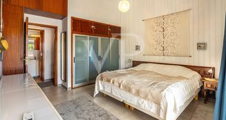 von_poll_real_estate_property_ES253185255_image_28