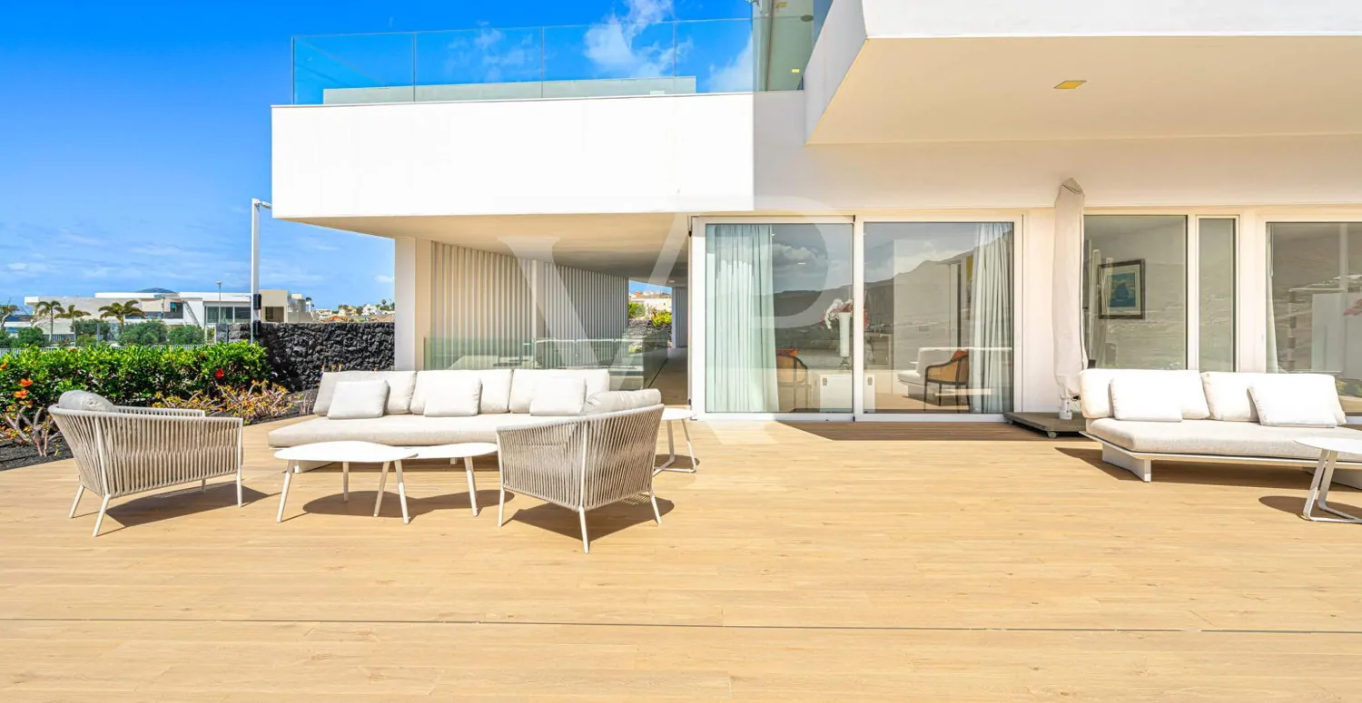 Exklusive Villa in Adeje – Luxus mit Panoramablick