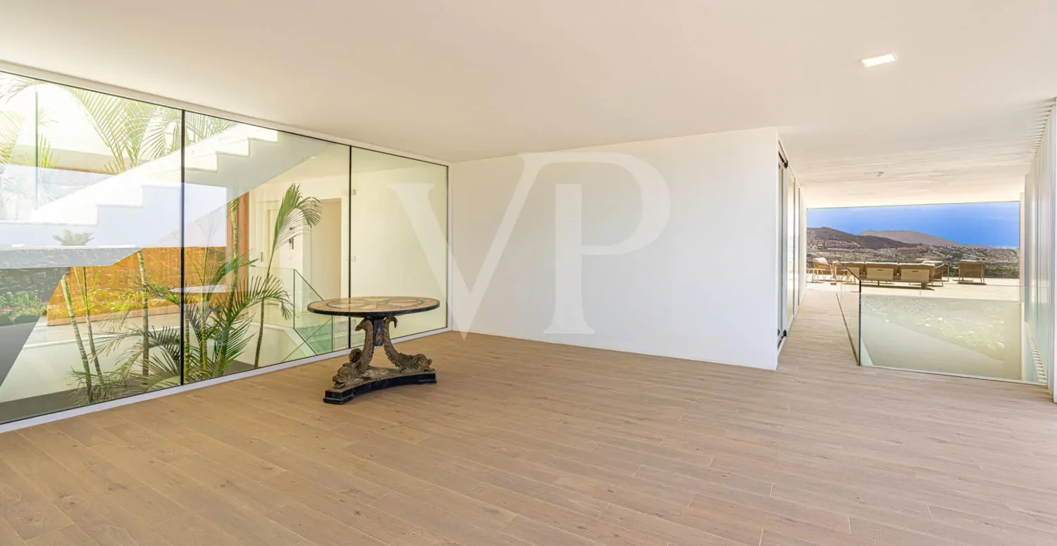Exklusive Villa in Adeje – Luxus mit Panoramablick