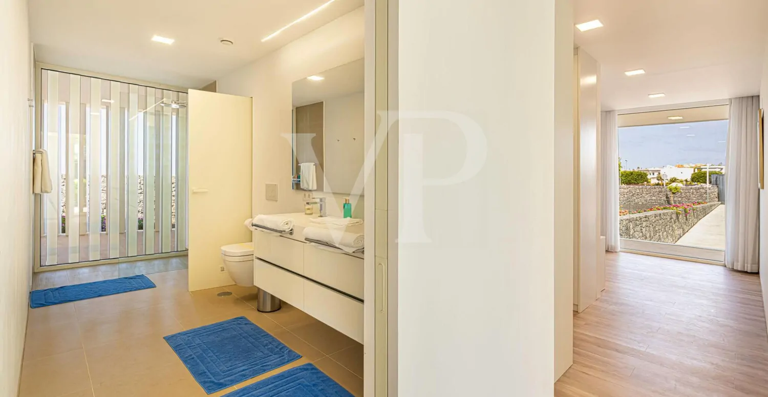 Exklusive Villa in Adeje – Luxus mit Panoramablick