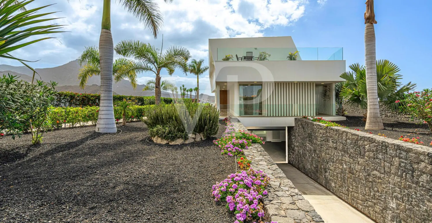 Exklusive Villa in Adeje – Luxus mit Panoramablick