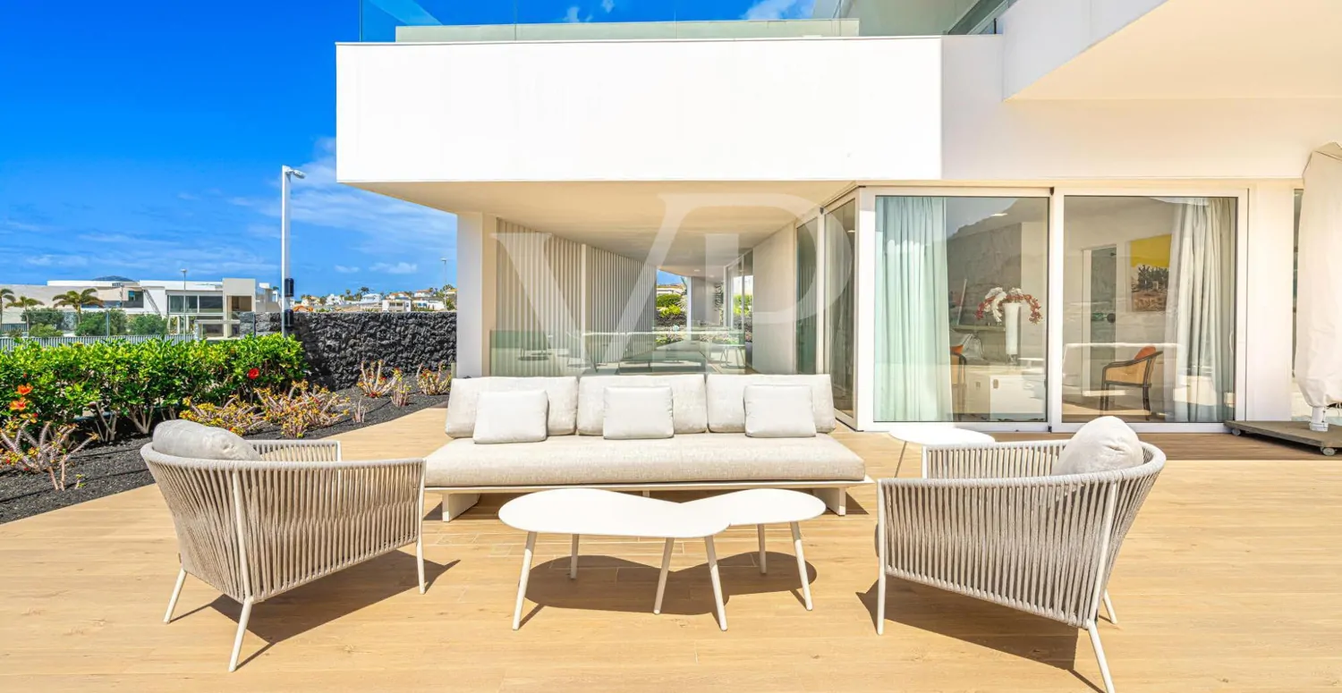 Exklusive Villa in Adeje – Luxus mit Panoramablick