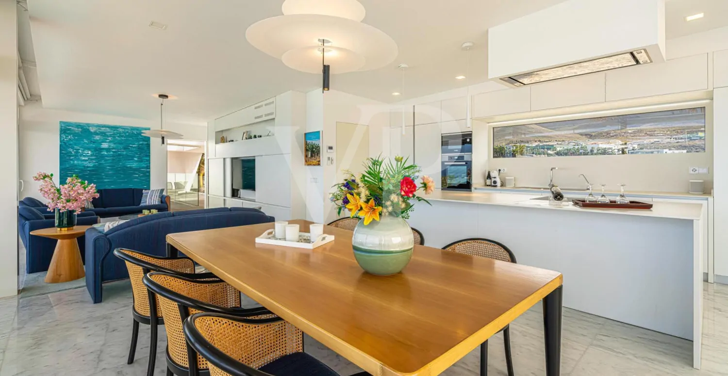 Exklusive Villa in Adeje – Luxus mit Panoramablick