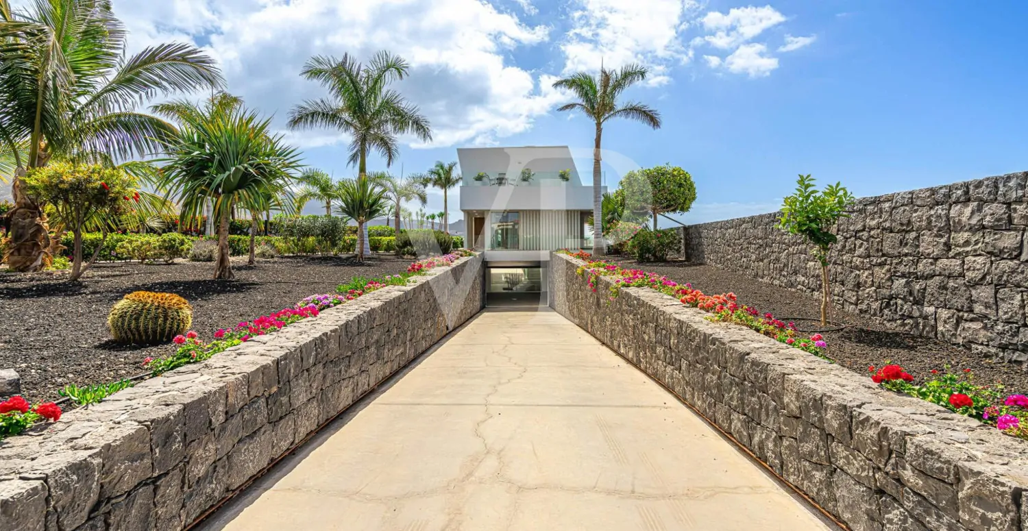 Exklusive Villa in Adeje – Luxus mit Panoramablick