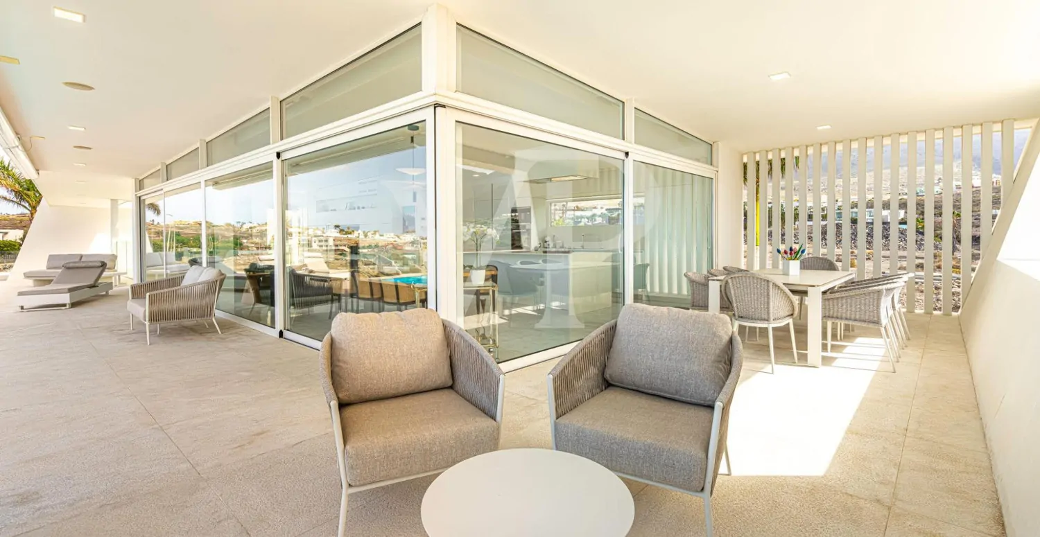 Exklusive Villa in Adeje – Luxus mit Panoramablick