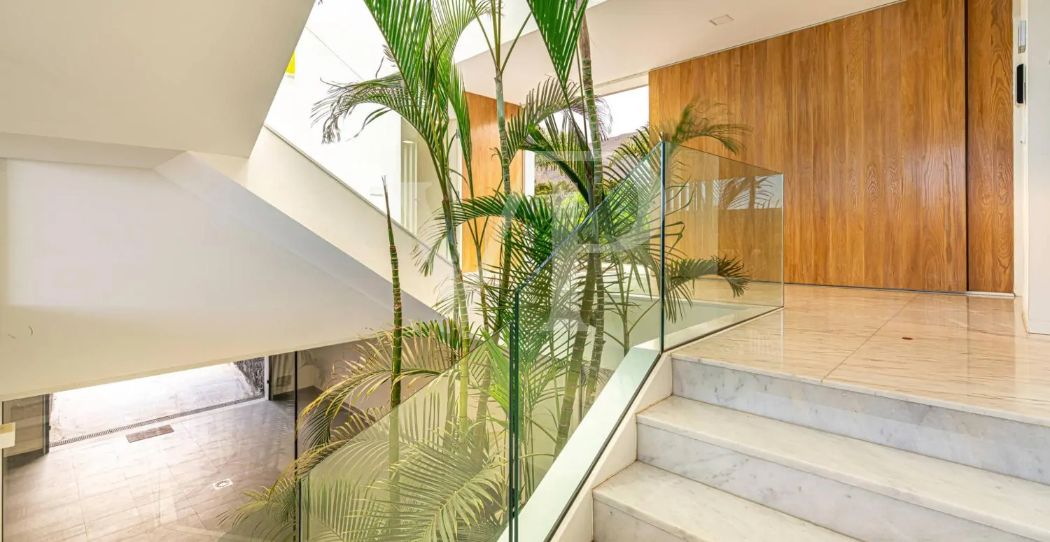 Exklusive Villa in Adeje – Luxus mit Panoramablick