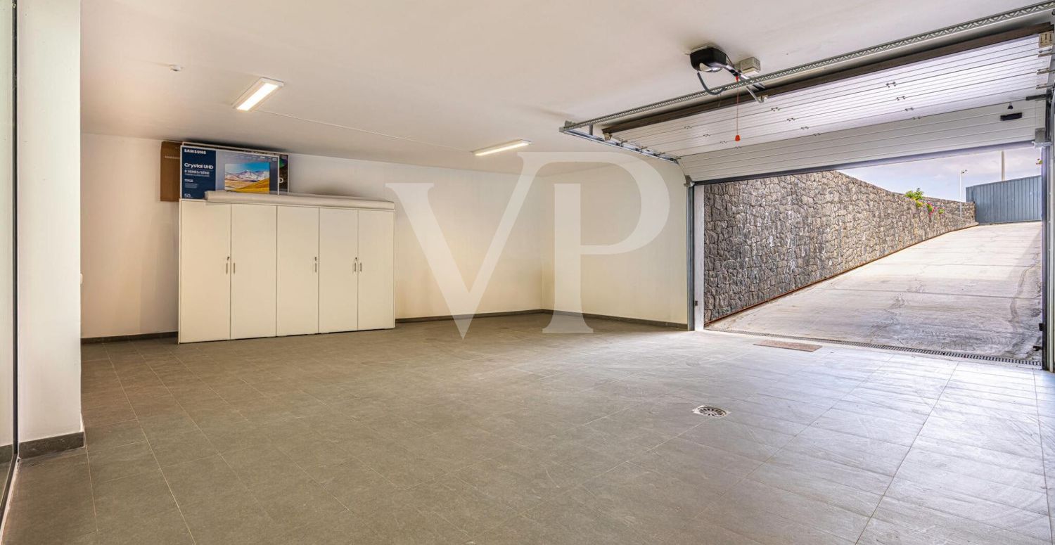 Exklusive Villa in Adeje – Luxus mit Panoramablick