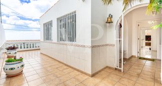 von_poll_real_estate_property_ES253185256_image_23