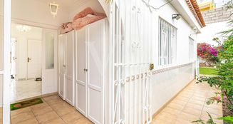 von_poll_real_estate_property_ES253185256_image_24