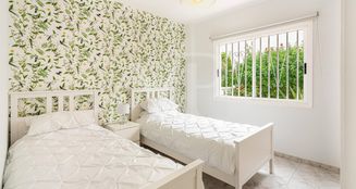von_poll_real_estate_property_ES253185256_image_35