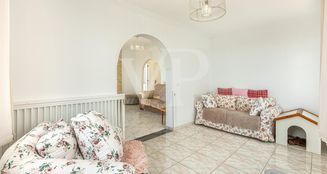 von_poll_real_estate_property_ES253185256_image_11