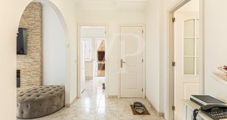 von_poll_real_estate_property_ES253185256_image_27