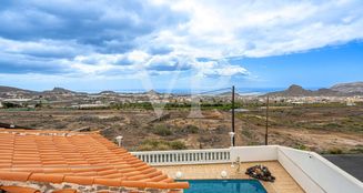von_poll_real_estate_property_ES253185256_image_53
