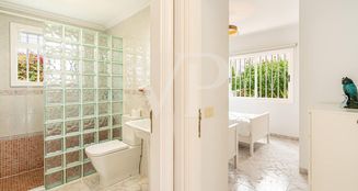 von_poll_real_estate_property_ES253185256_image_38