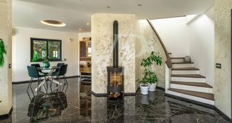 von_poll_real_estate_property_ES253185307_image_12
