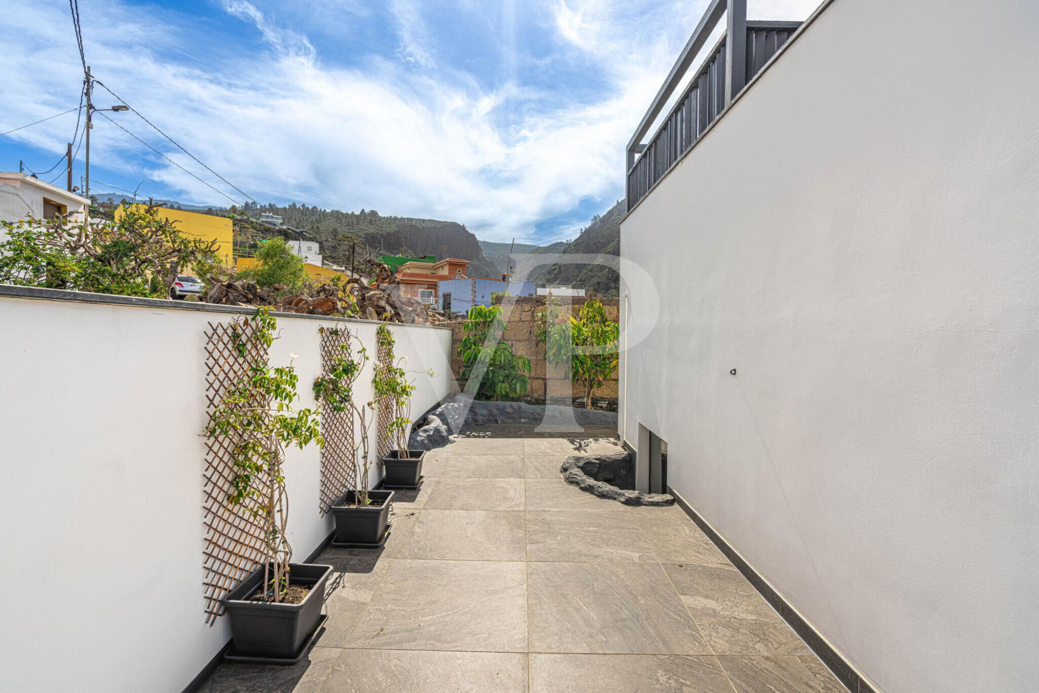 Idyllisches modernes Einfamilienhaus mit Panoramablick