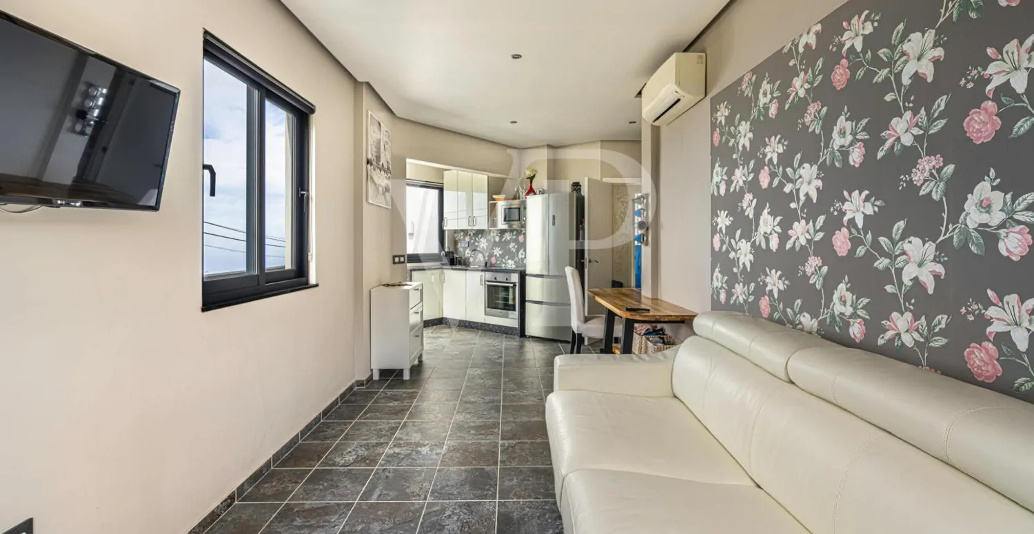 Idyllisches modernes Einfamilienhaus mit Panoramablick