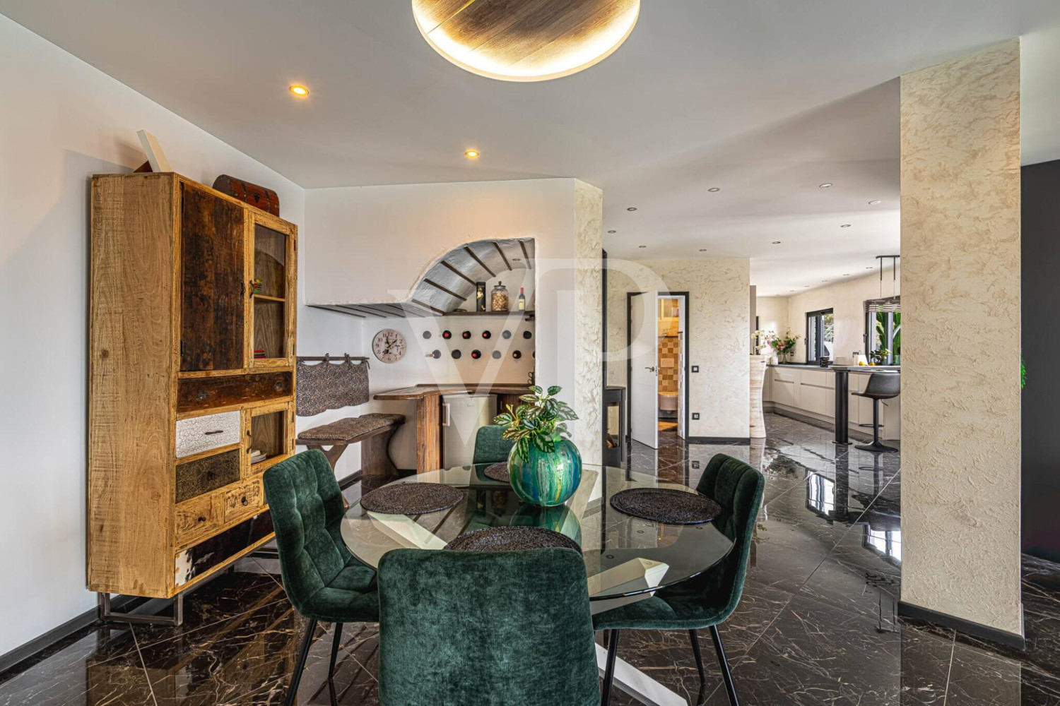 Idyllisches modernes Einfamilienhaus mit Panoramablick