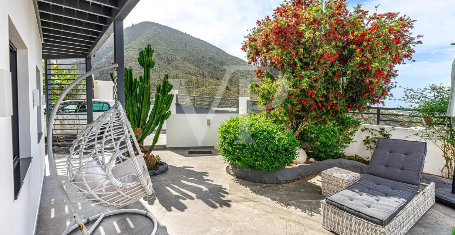 Idyllisches modernes Einfamilienhaus mit Panoramablick