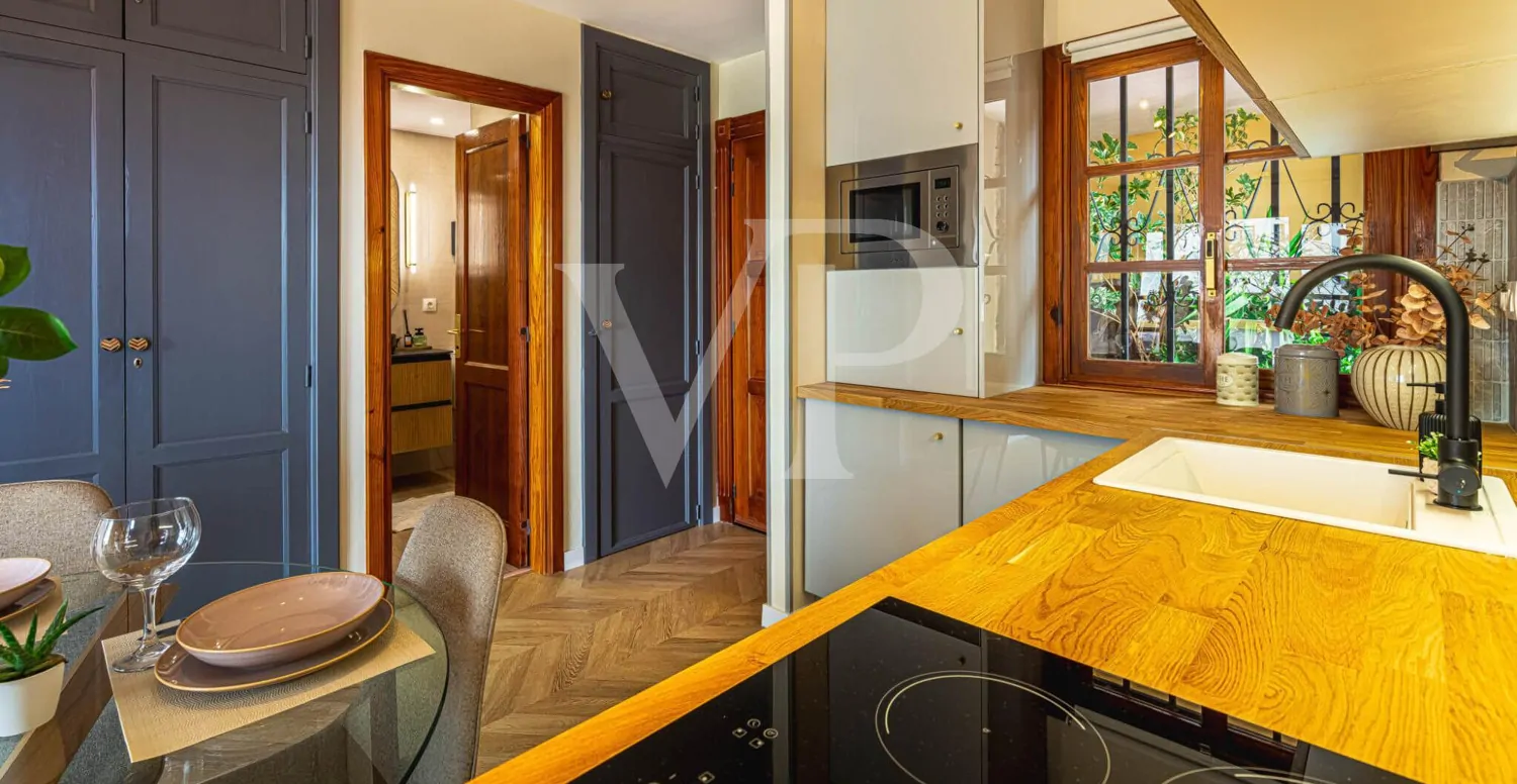 Stilvolle Ein- Schlafzimmer- Wohnung in San Eugenio alto