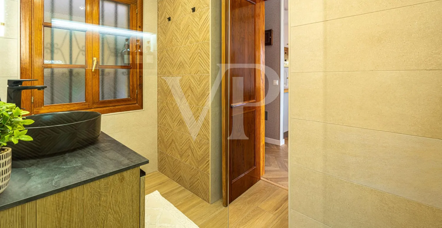 Stilvolle Ein- Schlafzimmer- Wohnung in San Eugenio alto