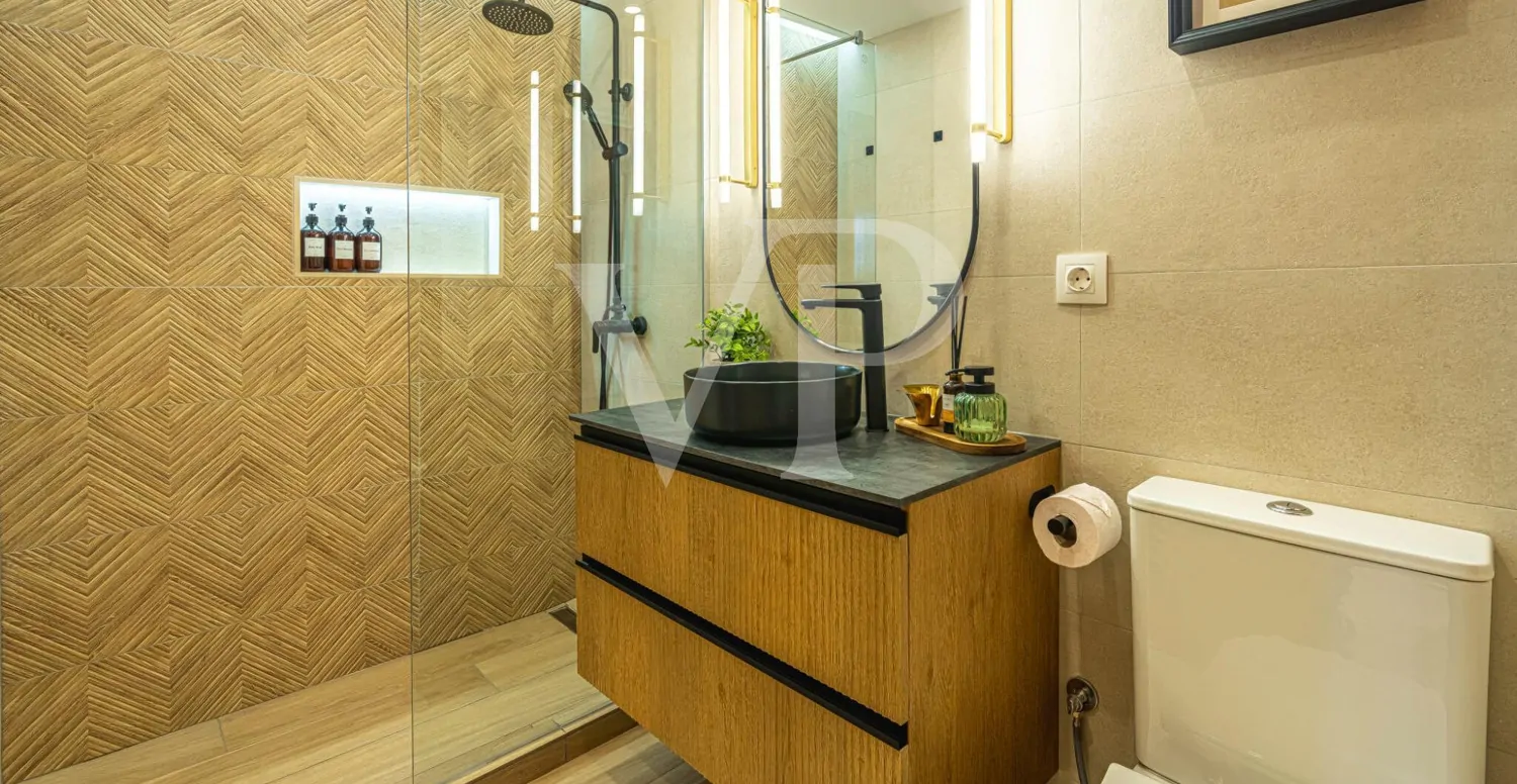 Stilvolle Ein- Schlafzimmer- Wohnung in San Eugenio alto