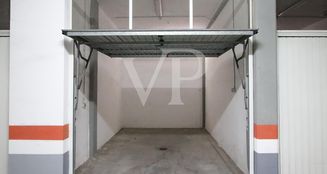 von_poll_real_estate_property_ES253185339_image_40