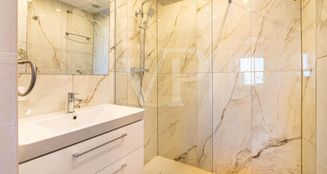 von_poll_real_estate_property_ES253185339_image_36