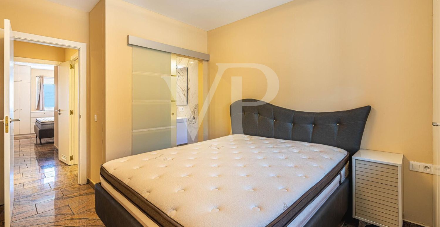 Beautiful penthouse with sea views in the popular area of El Galeón