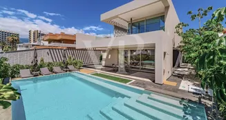 von_poll_real_estate_property_ES253185341_image_0