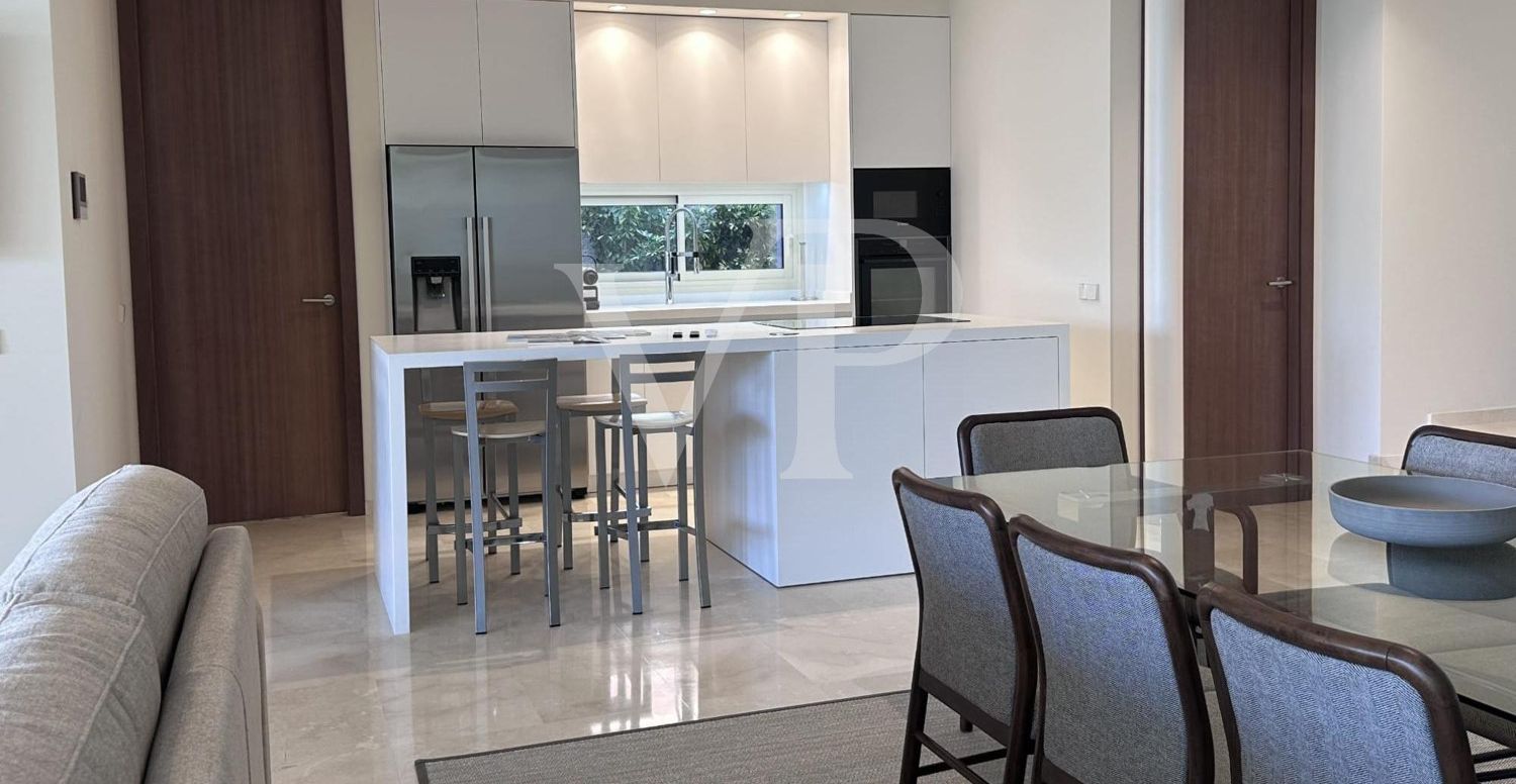 Eleganz am Atlantik – Neubau-Luxusvilla in Playa de las Américas