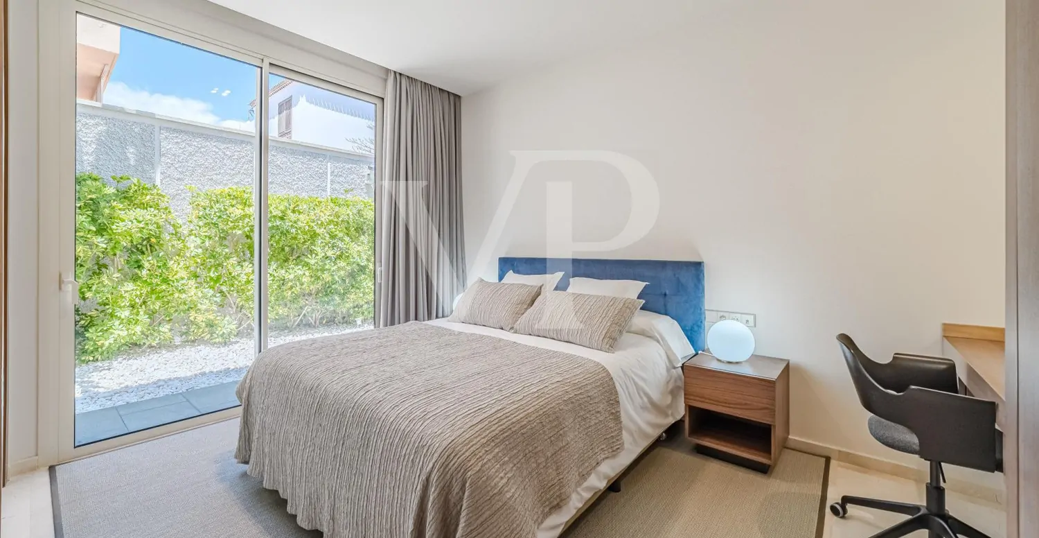 Eleganz am Atlantik – Neubau-Luxusvilla in Playa de las Américas