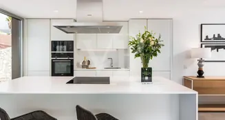 von_poll_real_estate_property_ES253185344_image_2