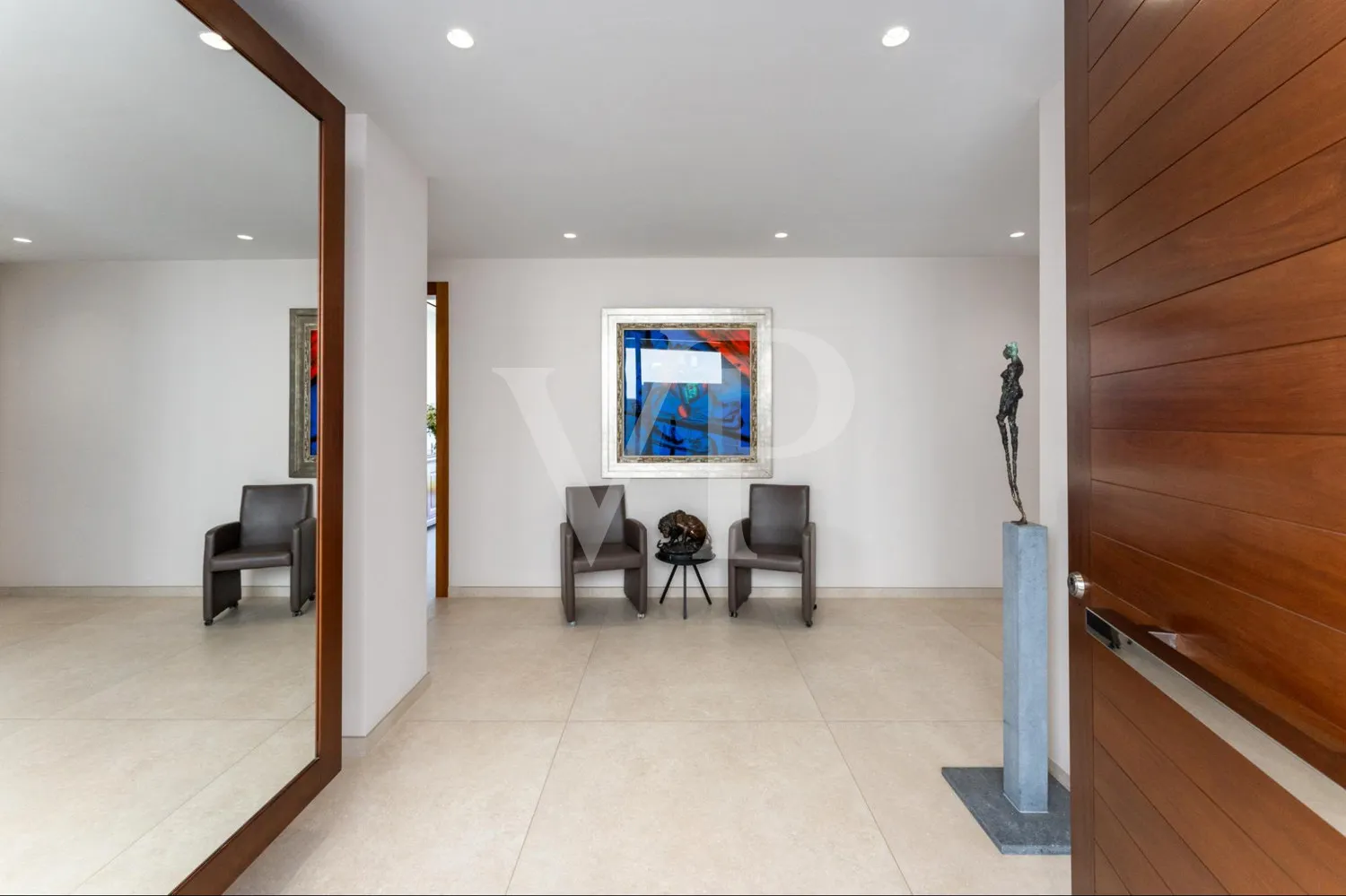 Luxusvilla mit Infinity-Pool und Panoramablick auf den Atlantik