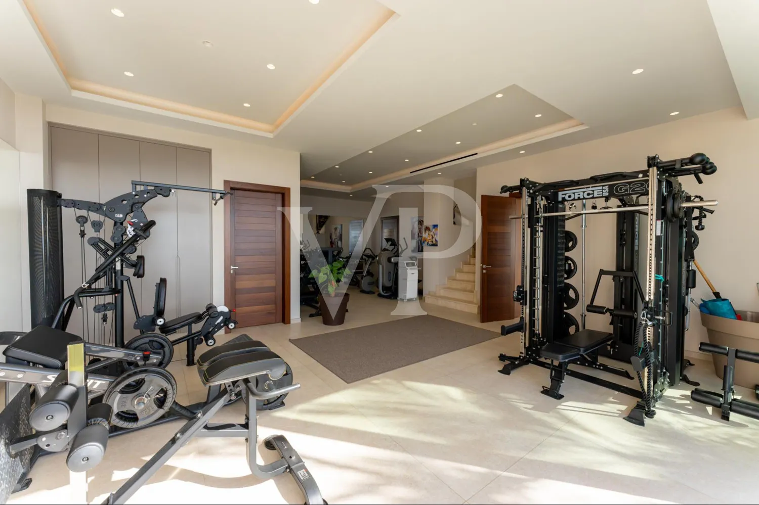 Luxusvilla mit Infinity-Pool und Panoramablick auf den Atlantik