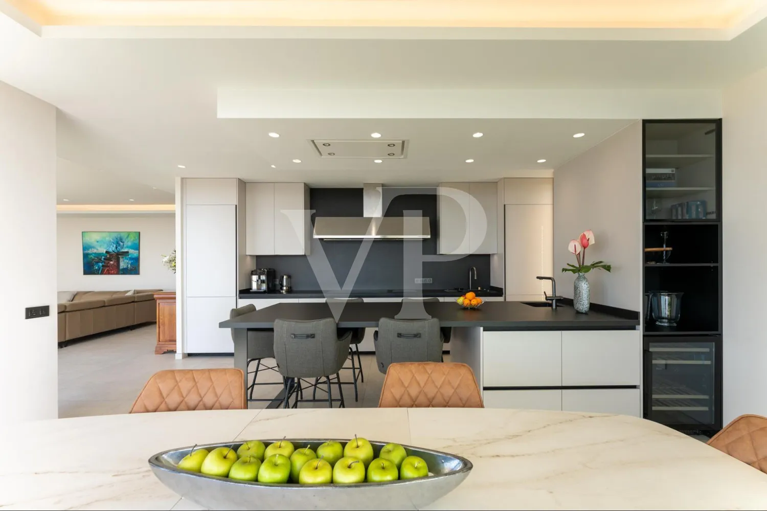 Luxusvilla mit Infinity-Pool und Panoramablick auf den Atlantik