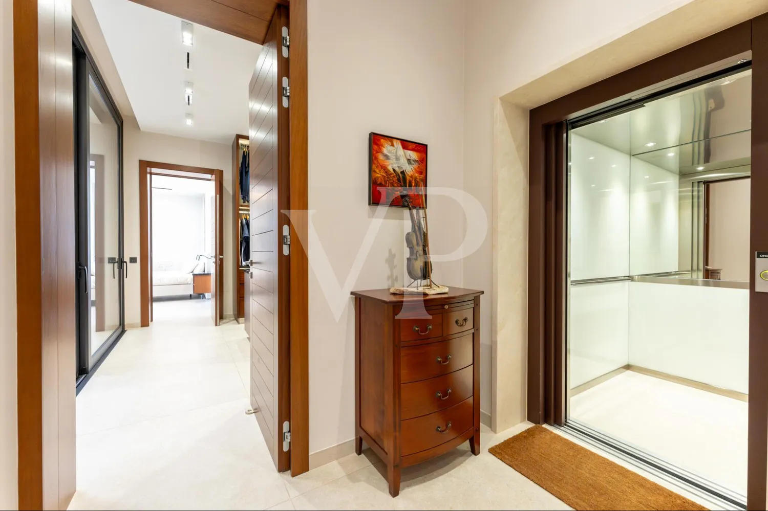 Luxusvilla mit Infinity-Pool und Panoramablick auf den Atlantik