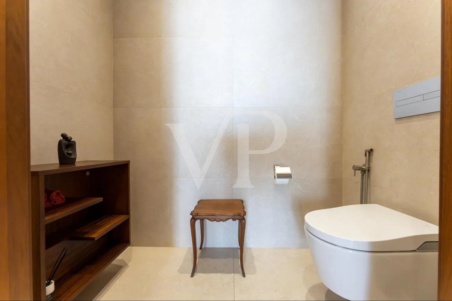 Luxusvilla mit Infinity-Pool und Panoramablick auf den Atlantik